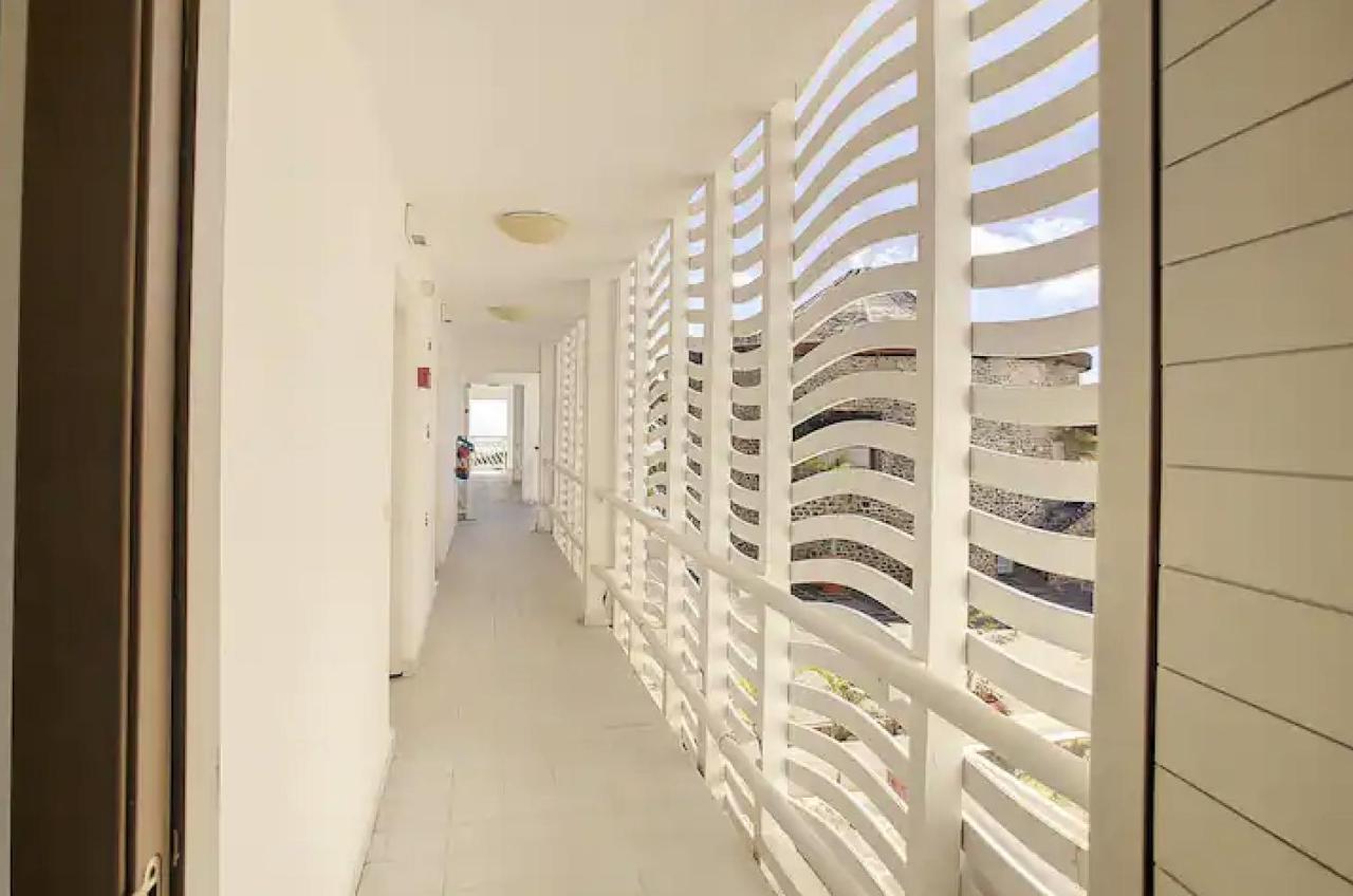 Archipel-Cocon D'Une Architecte-Grand Studio Avec Balcon-Acces Direct Piscine Et Plage Saint-Francois (Grande-Terre)