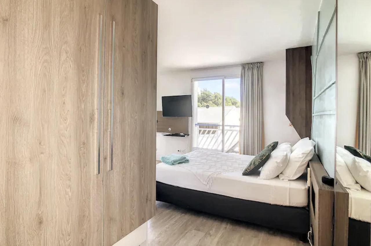 Archipel-Cocon D'Une Architecte-Grand Studio Avec Balcon-Acces Direct Piscine Et Plage * Saint-Francois (Grande-Terre)